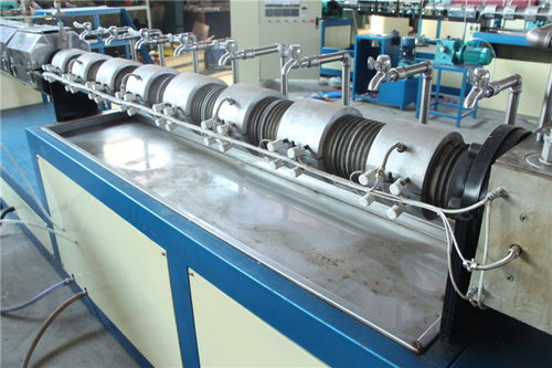 龍口同力達(dá)網(wǎng)套機(jī) 全自動(dòng)水果網(wǎng)套機(jī)多少錢一臺(tái)